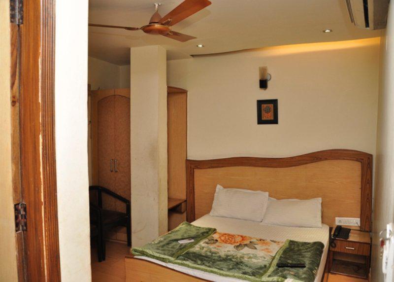 Hotel Splash New Delhi Exterior photo