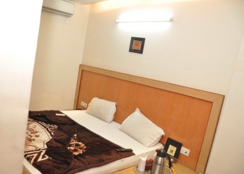 Hotel Splash New Delhi Exterior photo